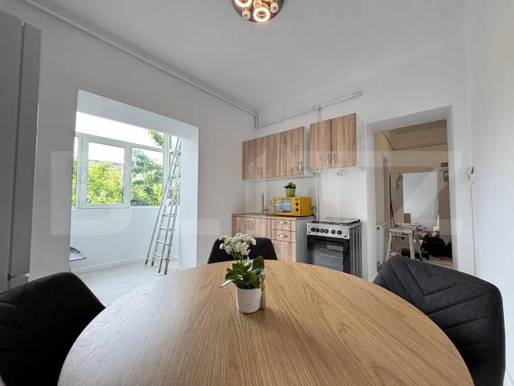 Apartament de 2 camere, 64 mp, zona Centrală