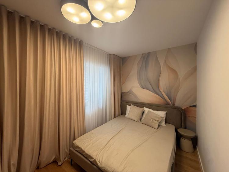 Apartament zona Unirii | 3 cam | Mobilat Lux | Terasa 145 mp | Parcare
