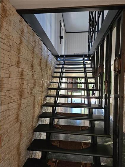 Suceava, casa deosebita in zona linistita. - 9