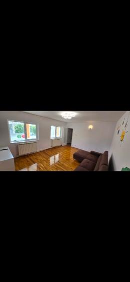 CASĂ RENOVATĂ – DOBROEȘTI, CARTIERUL FLORILOR 350 mp teren | 80.65 mp utili la p