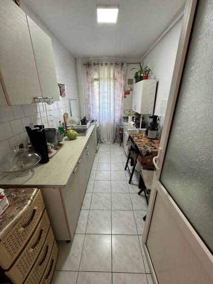 Etaj 1 ap 2 camere decomandat 54mp renovat bloc 1985 zona selgros cug