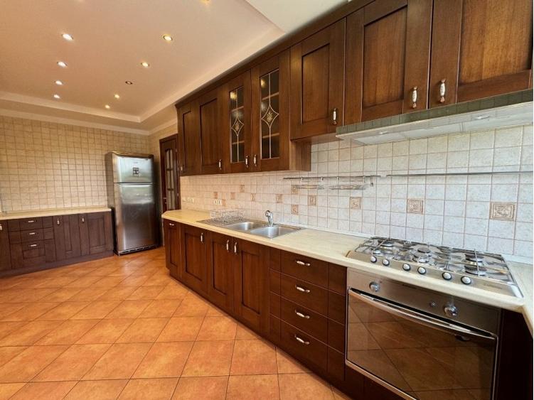 Inchirere 4 camere || Kiseleff - Clucerului | 175 mp | 2 Terase | Garaj