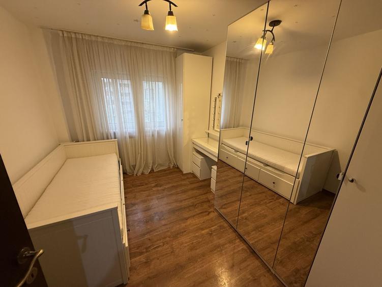 AP. 3 CAMERE- OBOR, MOBILAT/UTILAT MODERN, BOILER, CURAT