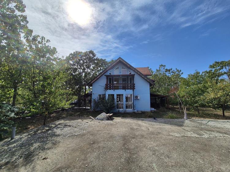 Casa P+1 din lemn - Mihailesti