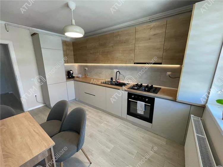 Apartament 2 camere decomandate balcon loc parcare zona Brana Selimbar