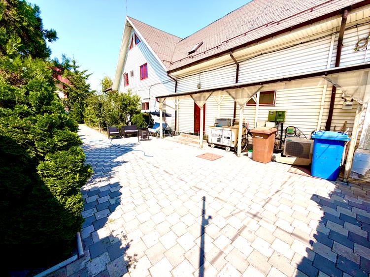Imobil pretabil locuinta si afacere. Pozitie stradala. - 49