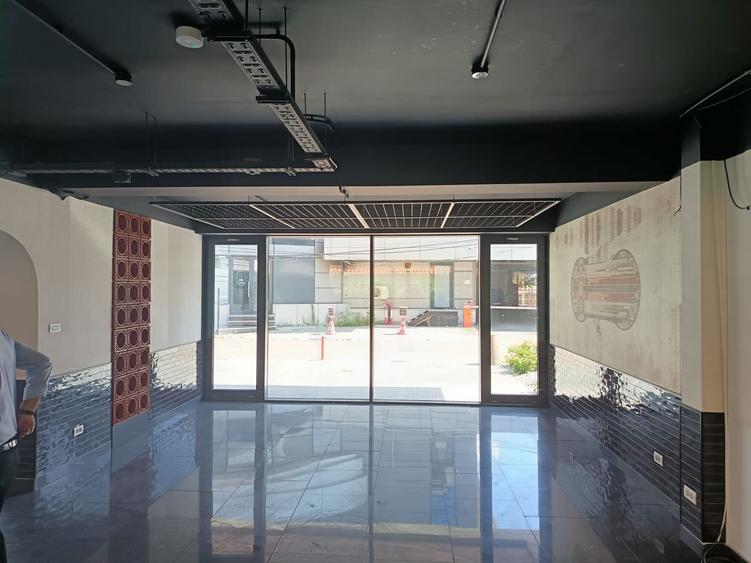 Spatiu comercial cu terasă I Pipera-Erou Iancu Nicolae I 350 mp