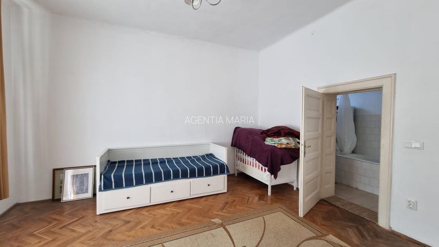 Casa individuala cu teren 421 mp zona Titulescu 119000 Euro - 14