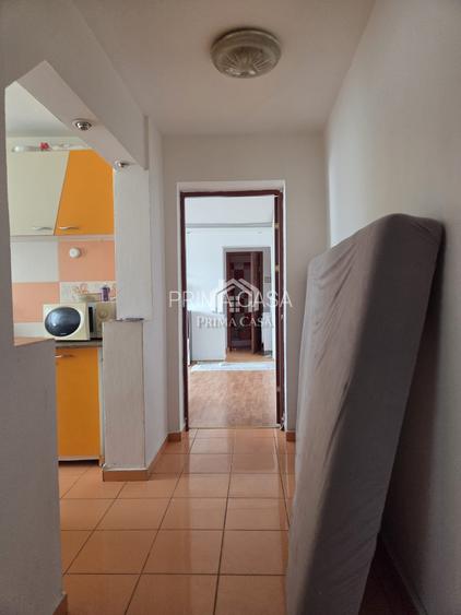 Apartament cu 3 camere ~ zona Crang/Stadion ~ etaj 4din4 ~ mobilat/utilat - 2