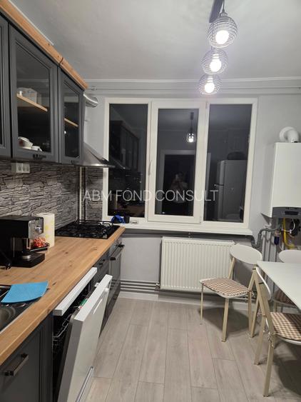 Drumul Taberei.Metrou/ Nou.3 Camere,Centrala Termica-Prima Inchiriere.