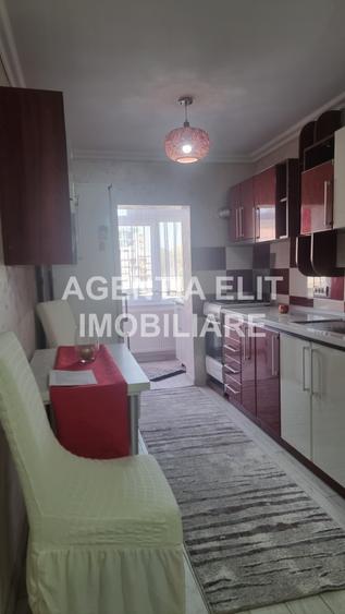 Apartament 2 camere, zona Bucovina