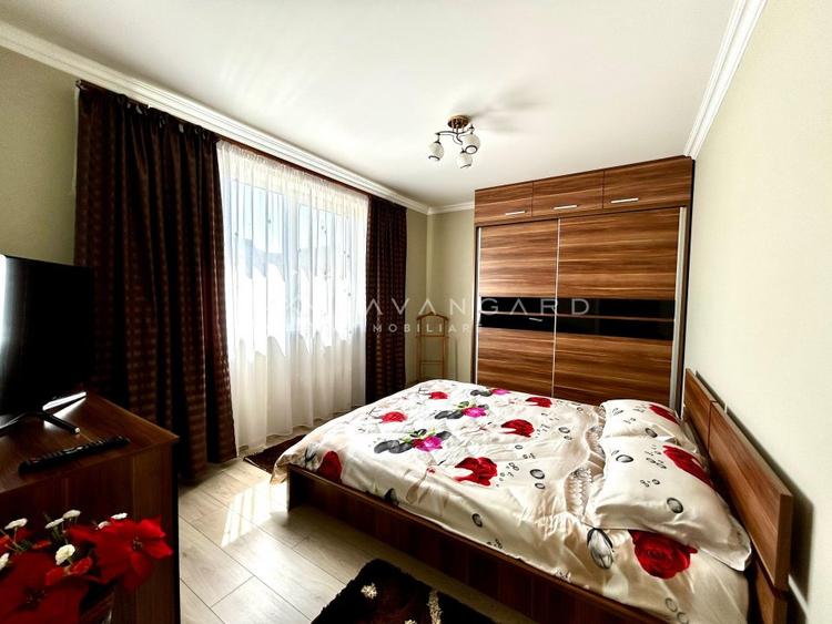 Apartament 2 camere, parcare, strada Cetății-Floresti