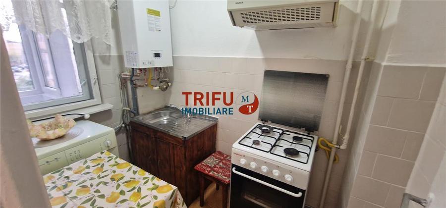 Garsoniera de inchiriat zona Cetae