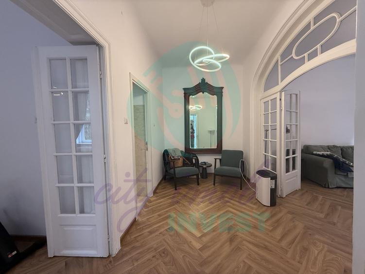 Apartament cochet vila edificata in perioada interbelica