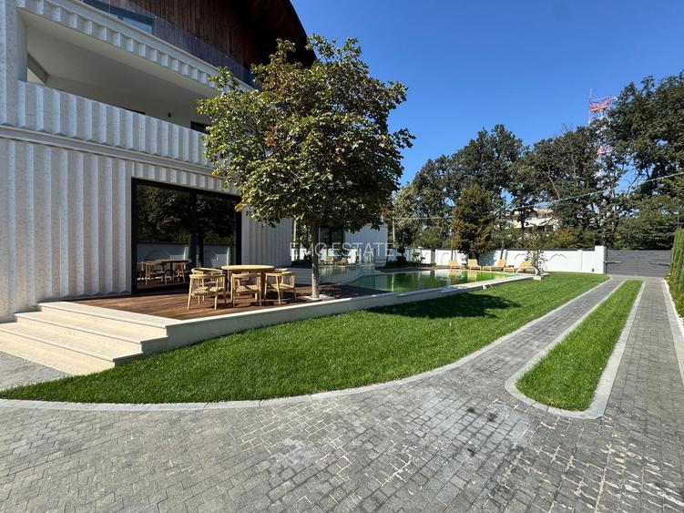 Exceptional Brand-New Luxury Villa for Rent - 2
