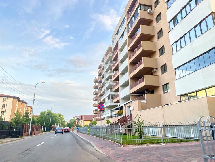 Apartament Elegant & Modern (Bloc 2023) | Etaj 1 | Balcon Generos | Zona Titan