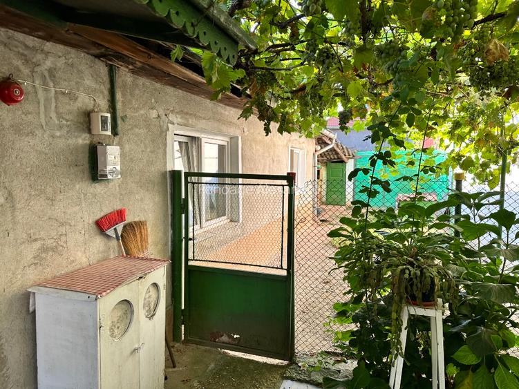 Vând casă cu grădină în Cugir - 8