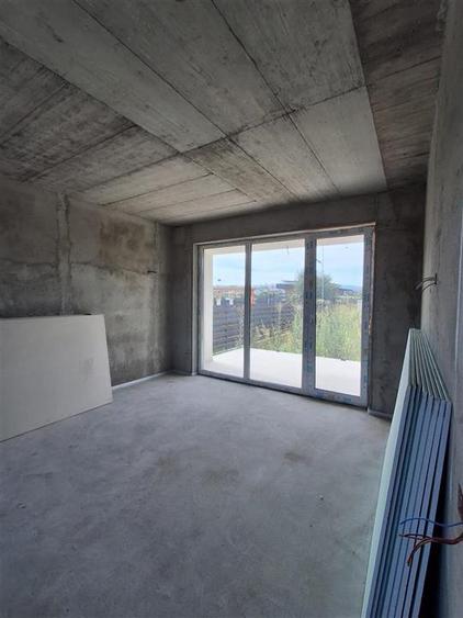 CASA P+ 1E si TEREN 400 MP DE VANZARE IN ANDRASESTI