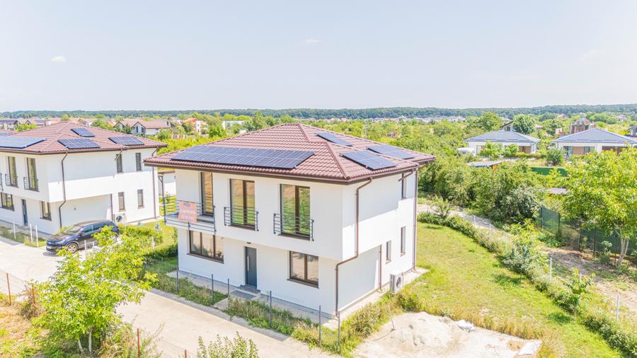 Vila  in promotie, panouri, pompa de caldura, intretinere - 500ron/luna