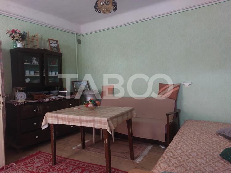 Casa si curte individuala 2 corpuri de casa separate 4 camere gradina