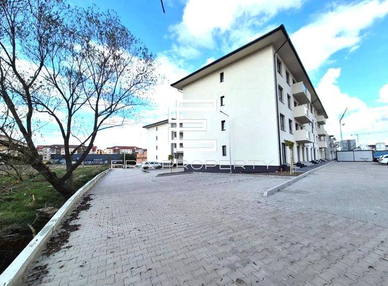 Apartament 3 camere cu 2 grădini, balcon și parcare gratuită, Doamna Stanca