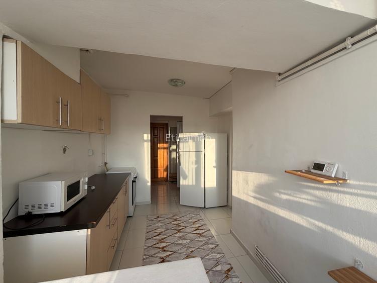 Garsonieră mare – Calea București – Etaj 3 –bloc cu lift - 8