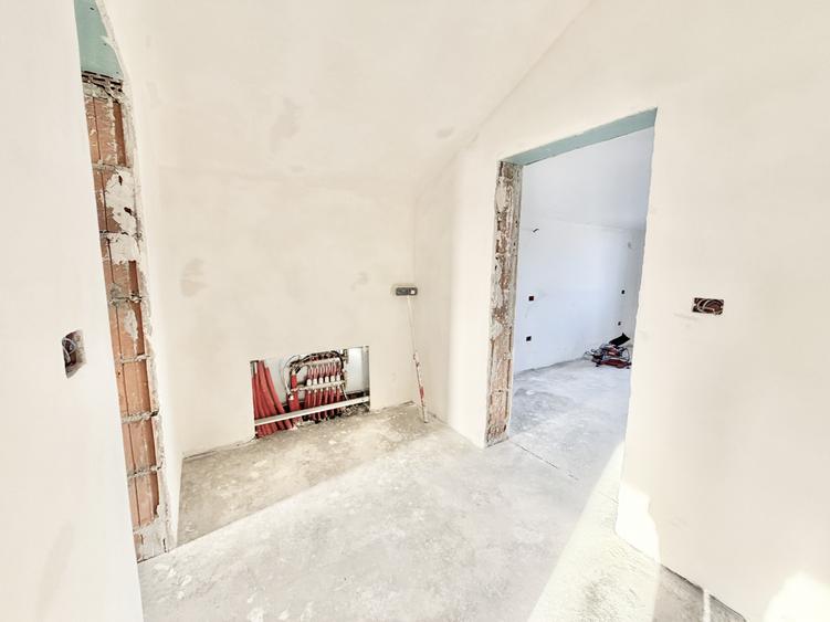 Duplex despartit prin cam tehnica | 4 camere | 115mp | Calea Urseni