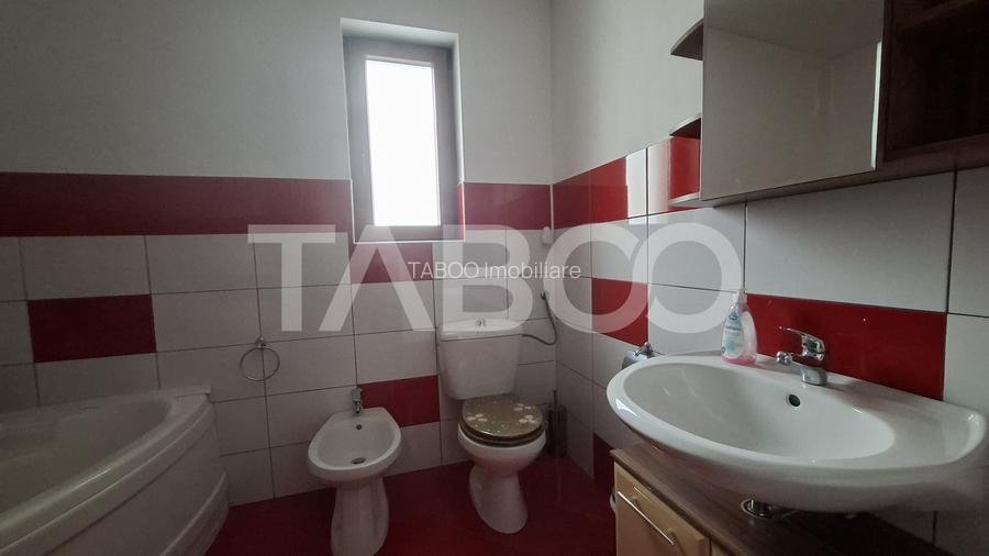 COMISION 0% Casa individuala de vanzare cu gradina acces auto si garaj - 11