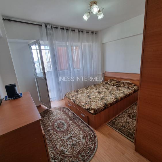 UNIVERSITATE, BLOC 1980, APARTAMENT 2 CAMERE DECOMANDATE, LANGA METROU - 7