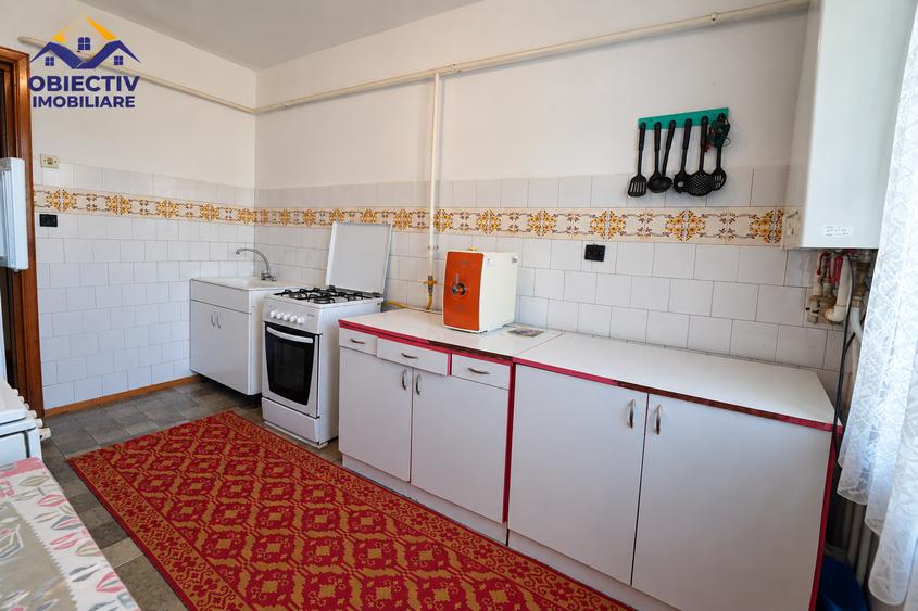 Apartament 3 camere/ 2 balcoane + boxa CENTRU Dioda