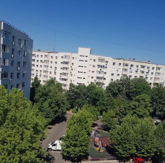 Apartament 3 camere de vânzare | Dristor | 67 mp | 9 minute de metrou
