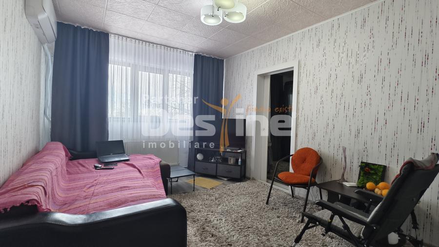 Apartament 2 camere zona vest, etaj intermediar