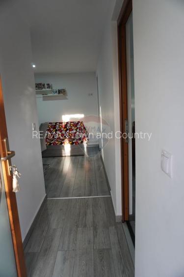 Casă cu 5 camere de vânzare, str. Dragoș Vodă - 21