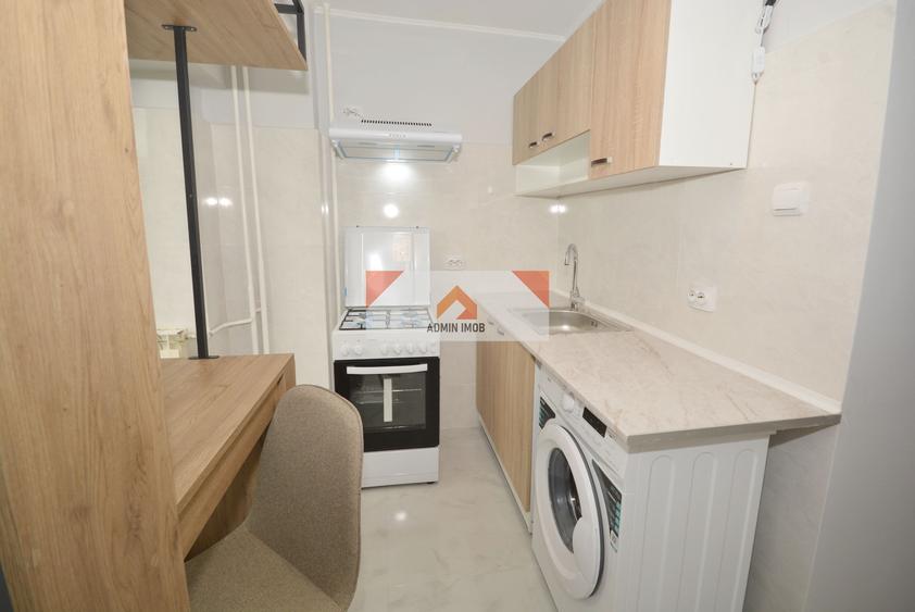 Studio , 40 mp, Et 3/10Piata Alba Iulia, , prima inchiriere, ANAF