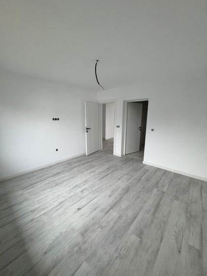 Casă individuală de vânzare – 131 mp construiți, teren 6 ari