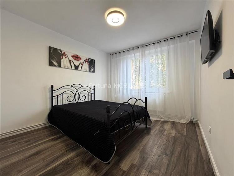 Apartament 3camere, etaj intermediar, str. Mircea cel Bătrân