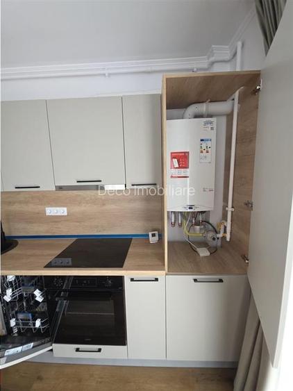 Apartament cu 3 camere lux zona La Terenuri - 12