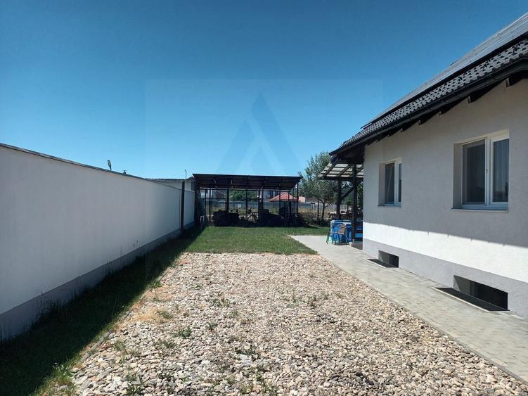 Casa individuala 5 camere 150 mp utili si teren 460 mp in Cristian