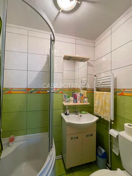 Coiciu, casă cu 3 camere, bucatarie, două bai, liberă imediat - 19