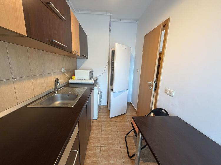 Garsoniera Titan 35 Mp Centrala Bloc 2009 Dressing 15 Min Metrou