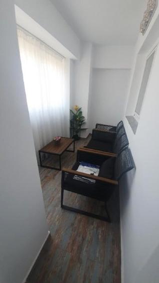3 CAMERE 6/8 83MP BL 1995 MONOLIT HOL H APROPRIERE METROU SCOALA 81 VEDERE MIXTA