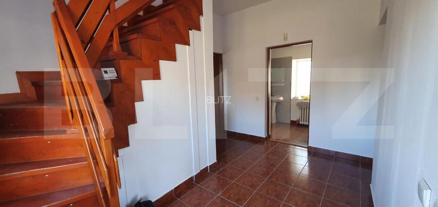 Casă 270 mp cu 3 intrări separate, Teren 500 mp, zona Oasului - 5