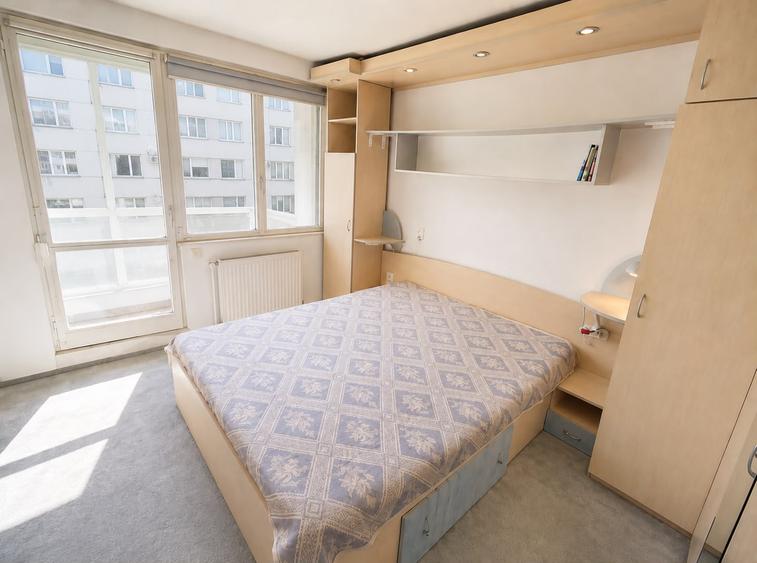 Închiriere Apartament 3 camere Titan 2 minute Parc IOR Centrală proprie