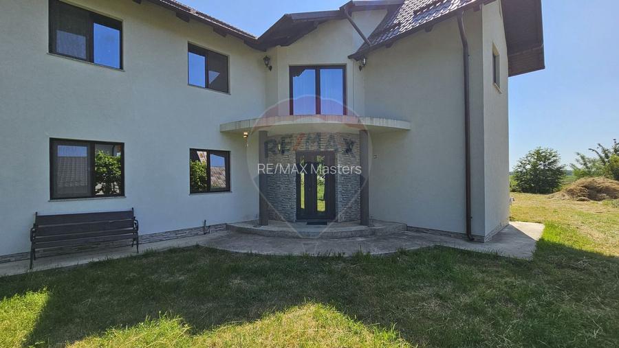 Casă / Vilă cu 6 camere de vânzare in Hânțești, Suceava - 6