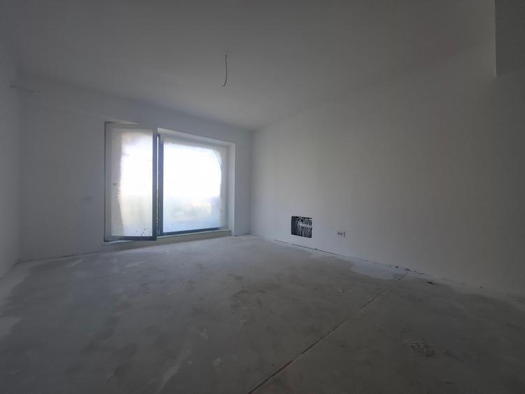 Garsonieră de Lux Bloc Nou