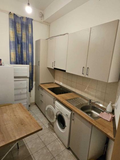 Apartament cu o camera | Bucatarie Separata | 30 mp | Central