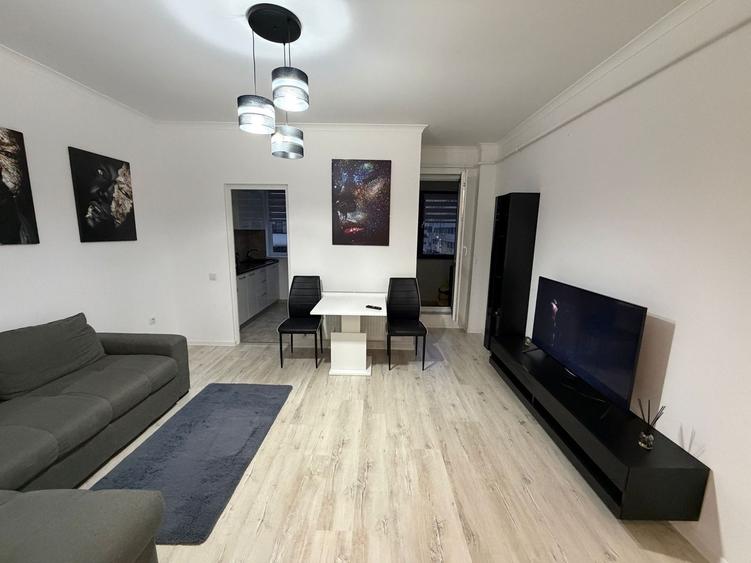 Garsoniera de inchiriat –Dotari: - TV + Internet Digi – gata de utilizat