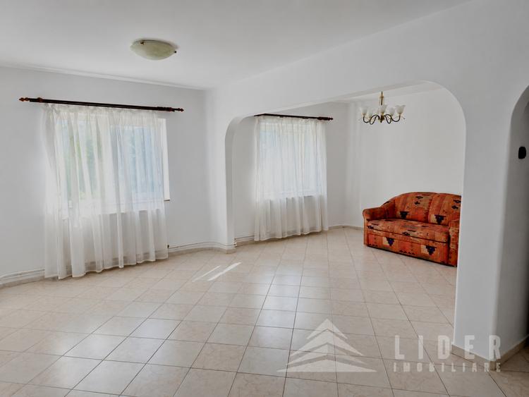 Apartament 3 camere |Living generos sau 4 camere |Garaj individual + Boxă