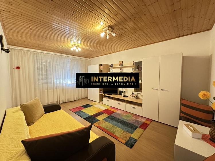 Apartament 2 camere Bloc Nou CENTRU Balcon Mansarda Boxa 12 mp Parcare Mobilat