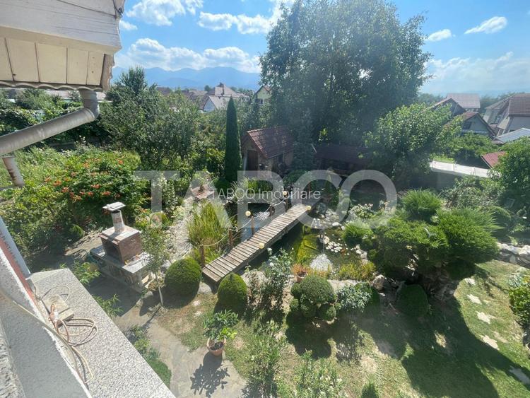 Casa deosebita  de vanzare 453 mp utili si curte 528 mp in Avrig - 25
